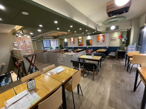 森林小徑文心店用餐环境